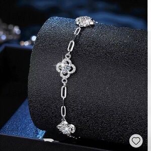 New Moissanite Flower Bracelet – Sterling Silver & Rhodium Finish